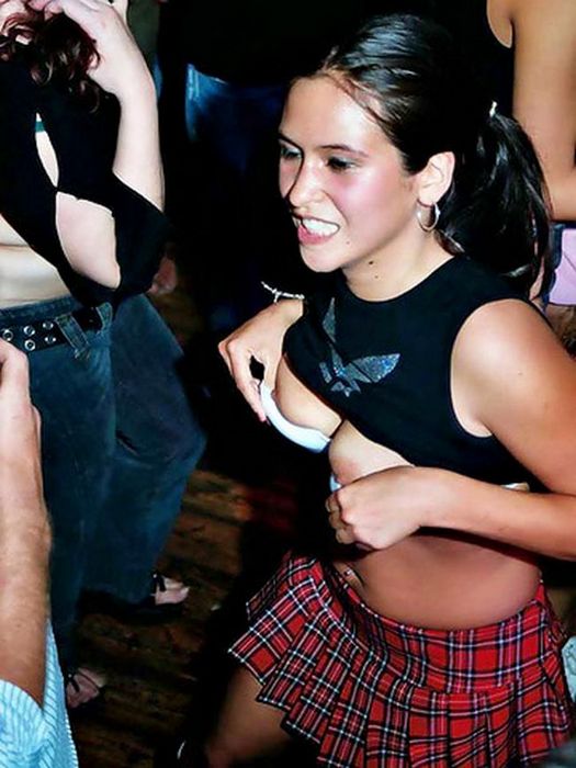 Пьяные малышки на порно вечеринках порно фото